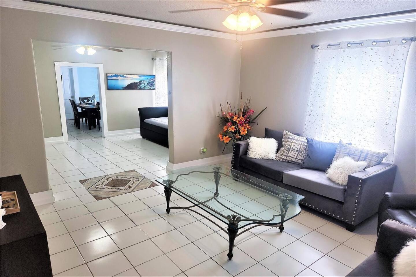 Casaazul-2605B-Pleasure Pier & Beach A Block Away- 3Bed 2Bath 7 Beds- 7 Minutes To Cruise Terminal Galveston Eksteriør billede